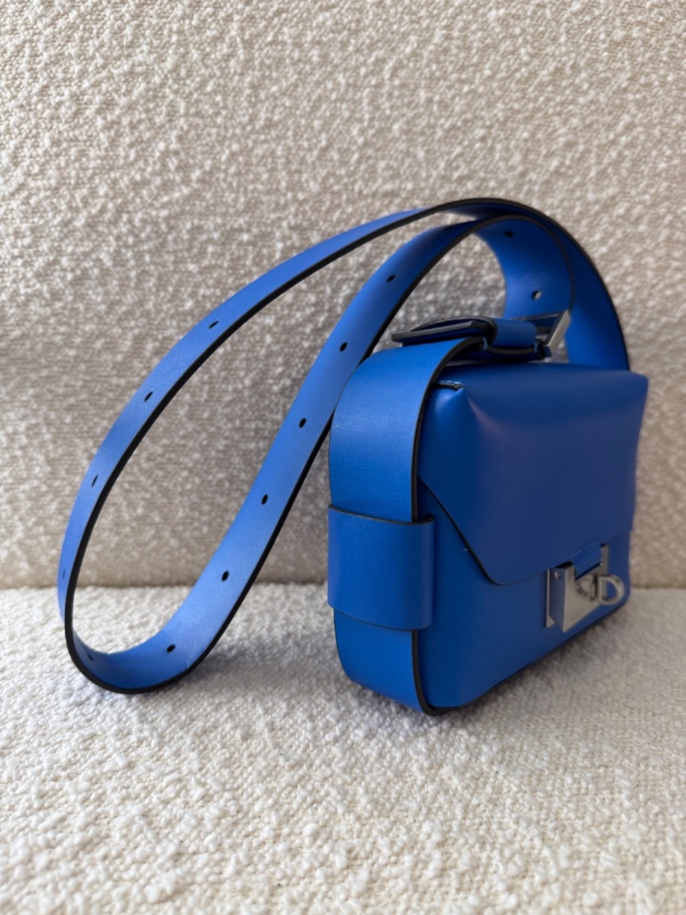ALLSAINTS Bag. - Picture 3 of 15
